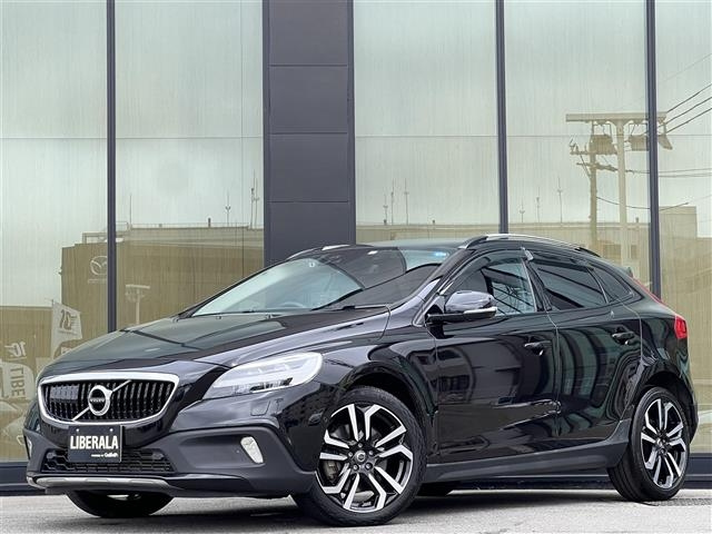 Import and buy VOLVO V40 2017 from Japan to Nairobi, Kenya