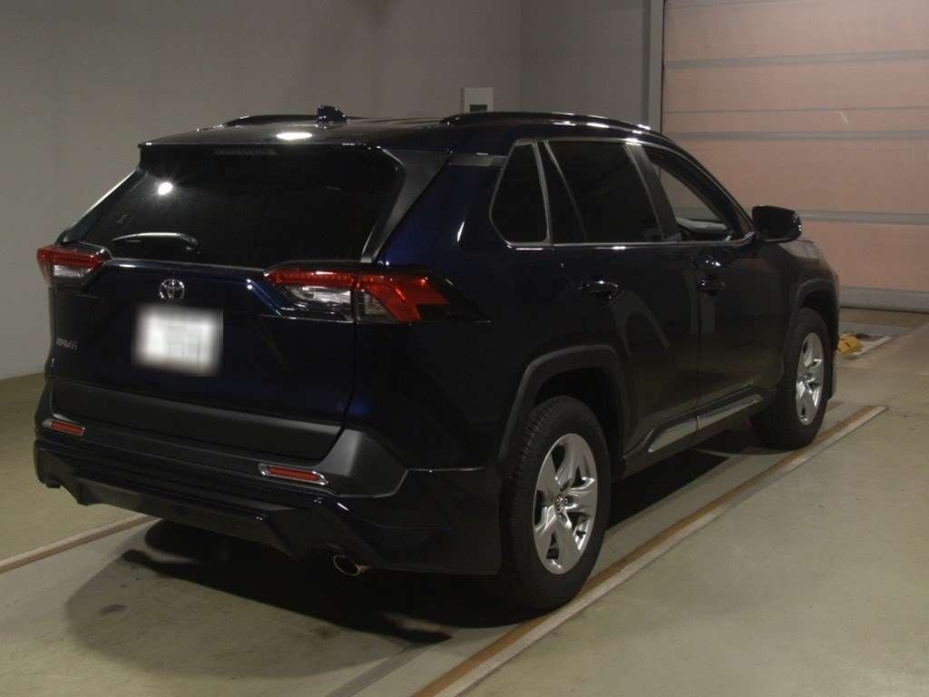 Import and buy TOYOTA RAV4 2019 from Japan to Nairobi, Kenya