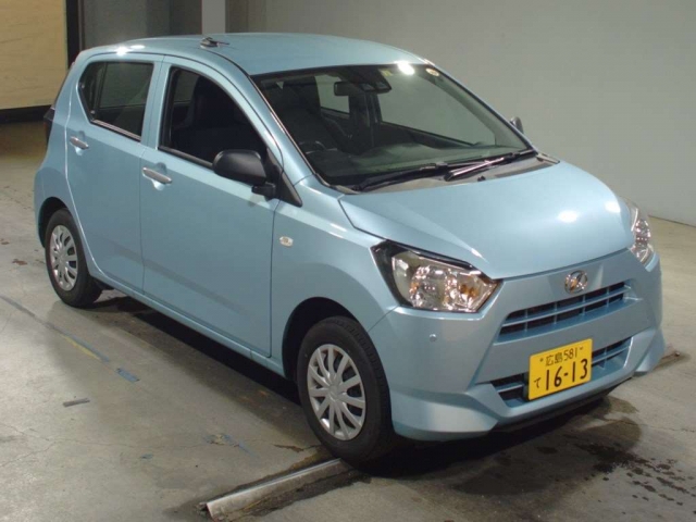 Import and buy DAIHATSU MIRA E S 2017 from Japan to Nairobi, Kenya