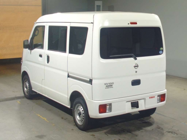 Import and buy NISSAN CLIPPER VAN 2018 from Japan to Nairobi, Kenya