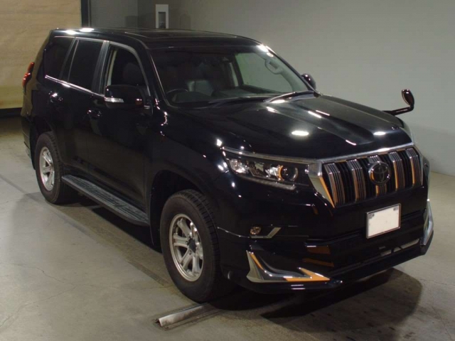 Import and buy TOYOTA LAND CRUISER PRADO 2018 from Japan to Nairobi, Kenya