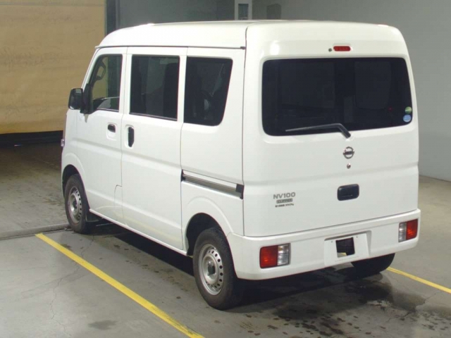 Import and buy NISSAN CLIPPER VAN 2018 from Japan to Nairobi, Kenya