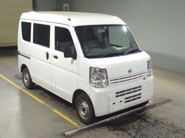 Import and buy NISSAN CLIPPER VAN 2018 from Japan to Nairobi, Kenya