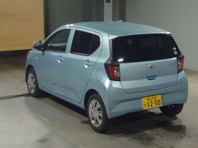 Import and buy DAIHATSU MIRA E S 2017 from Japan to Nairobi, Kenya