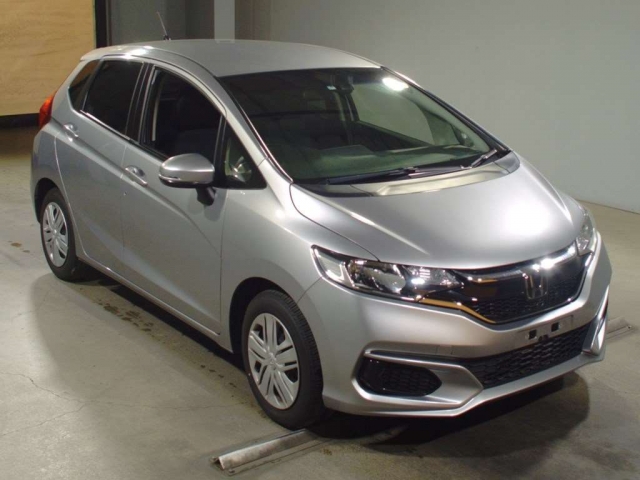 Import and buy HONDA FIT 2018 from Japan to Nairobi, Kenya