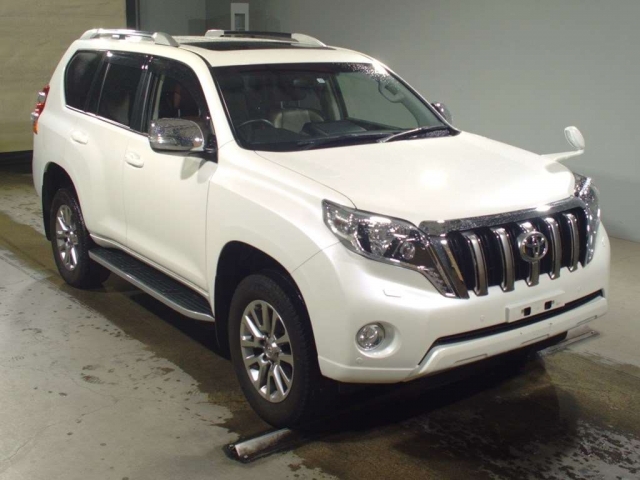 Import and buy TOYOTA LAND CRUISER PRADO 2017 from Japan to Nairobi, Kenya