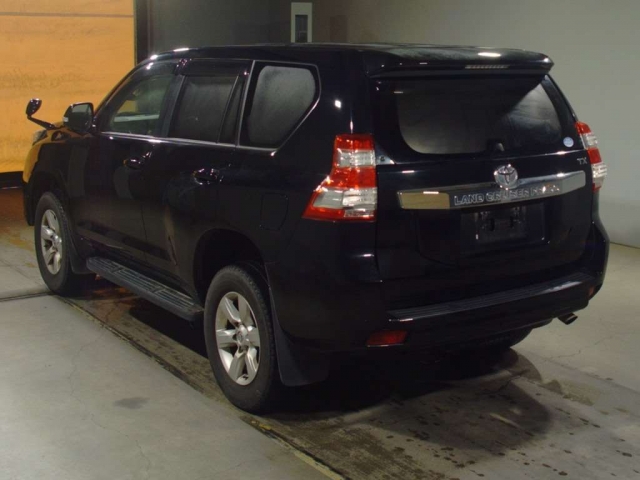 Import and buy TOYOTA LAND CRUISER PRADO 2017 from Japan to Nairobi, Kenya