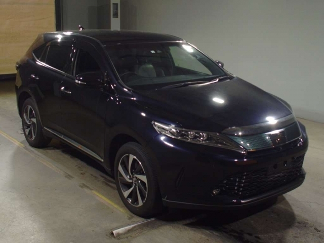 Import and buy TOYOTA HARRIER 2018 from Japan to Nairobi, Kenya