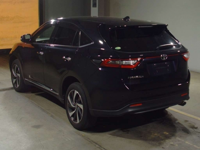 Import and buy TOYOTA HARRIER 2018 from Japan to Nairobi, Kenya