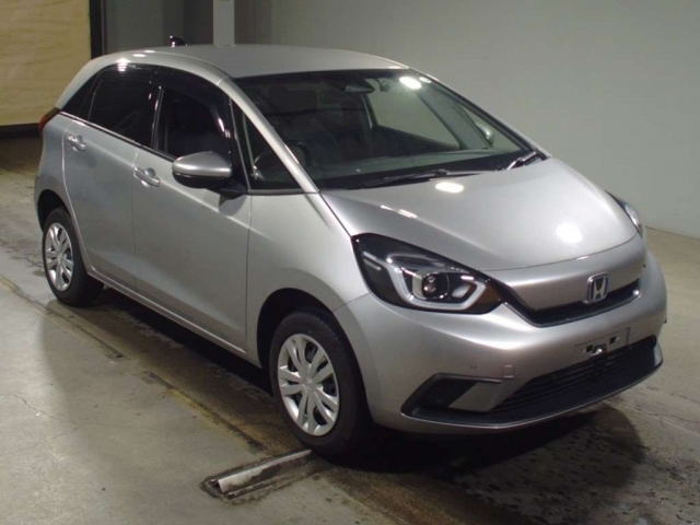 Import and buy HONDA FIT 2020 from Japan to Nairobi, Kenya