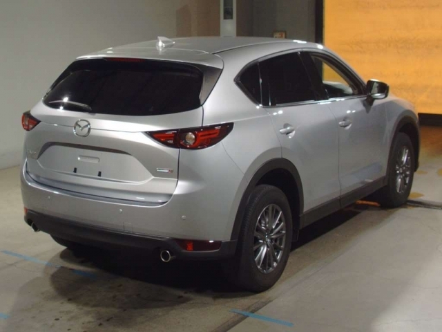 Import and buy MAZDA CX-5 2017 from Japan to Nairobi, Kenya