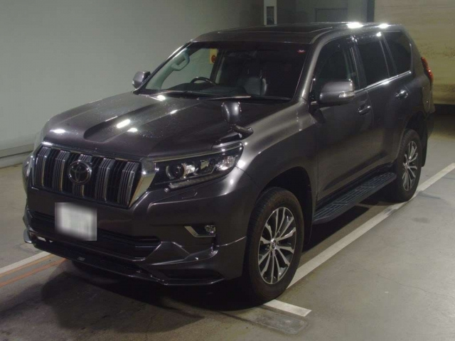 Import and buy TOYOTA LAND CRUISER PRADO 2018 from Japan to Nairobi, Kenya