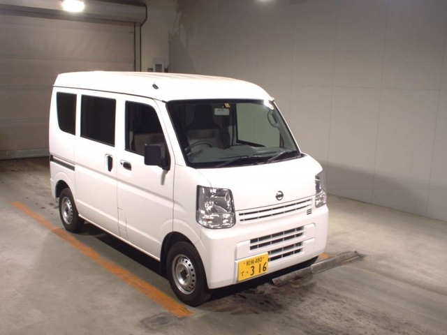 Import and buy NISSAN CLIPPER VAN 2017 from Japan to Nairobi, Kenya