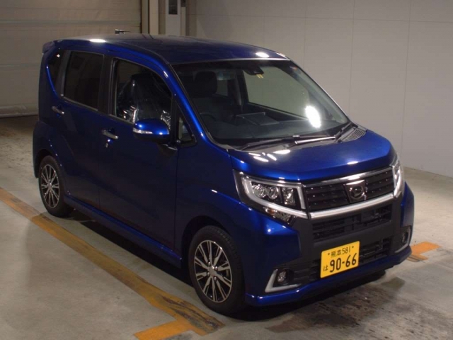 Import and buy DAIHATSU MOVE 2017 from Japan to Nairobi, Kenya