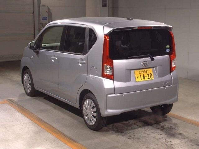 Import and buy DAIHATSU MOVE 2018 from Japan to Nairobi, Kenya