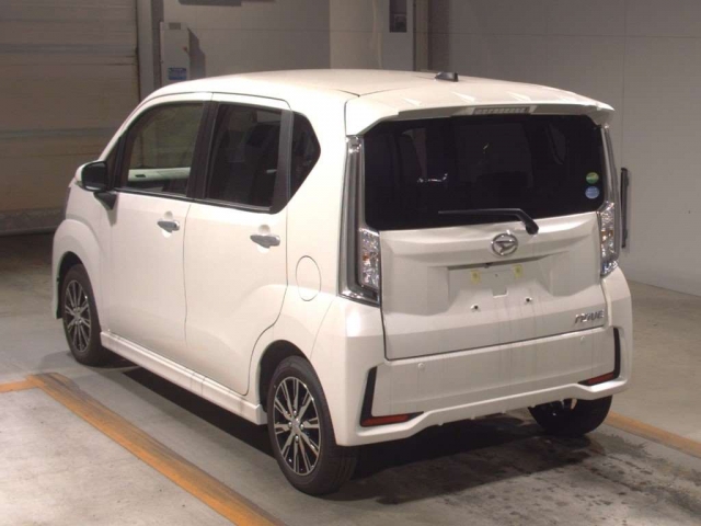 Import and buy DAIHATSU MOVE 2018 from Japan to Nairobi, Kenya