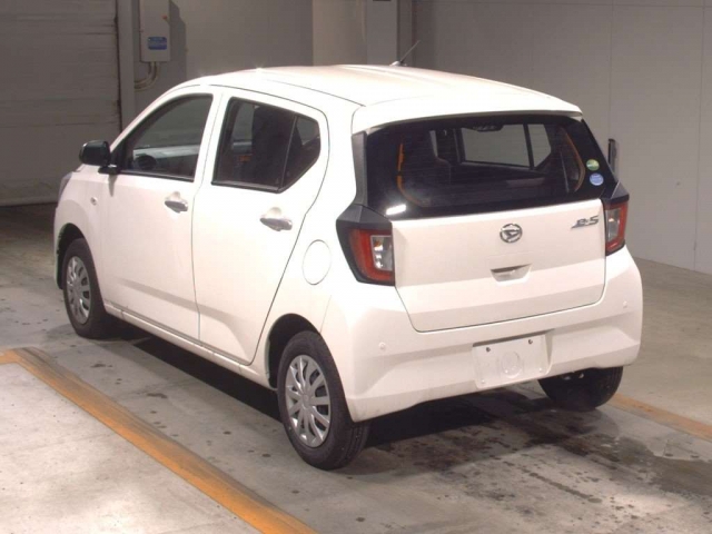 Import and buy DAIHATSU MIRA E S 2017 from Japan to Nairobi, Kenya