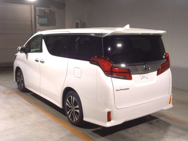 Import and buy TOYOTA ALPHARD 2019 from Japan to Nairobi, Kenya