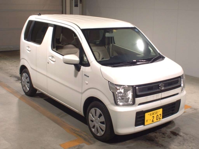 Import and buy SUZUKI WAGON R 2018 from Japan to Nairobi, Kenya