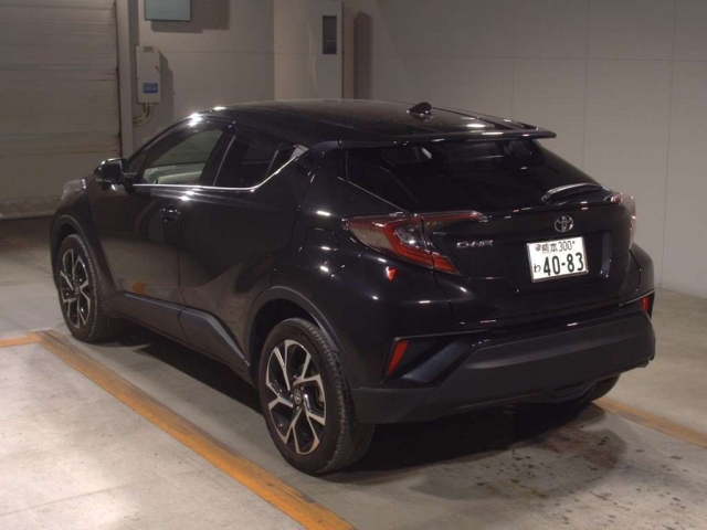 Import and buy TOYOTA C-HR 2017 from Japan to Nairobi, Kenya