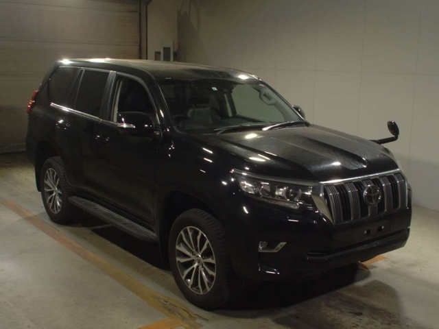 Import and buy TOYOTA LAND CRUISER PRADO 2019 from Japan to Nairobi, Kenya