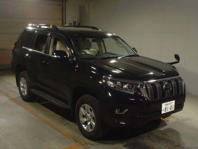 Import and buy TOYOTA LAND CRUISER PRADO 2018 from Japan to Nairobi, Kenya