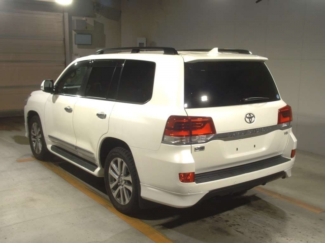 Import and buy TOYOTA LAND CRUISER 2017 from Japan to Nairobi, Kenya