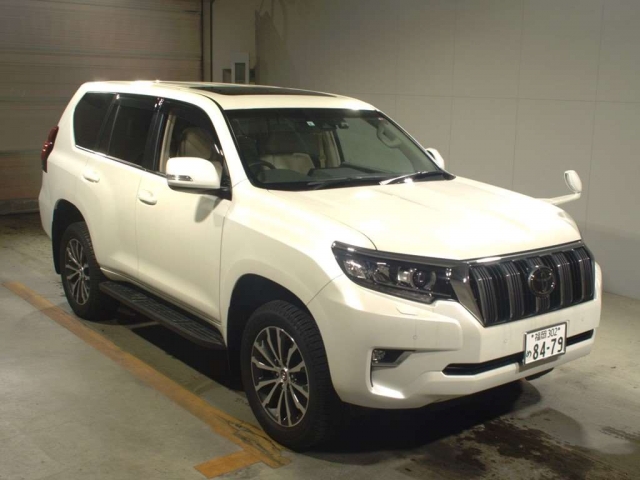 Import and buy TOYOTA LAND CRUISER PRADO 2019 from Japan to Nairobi, Kenya