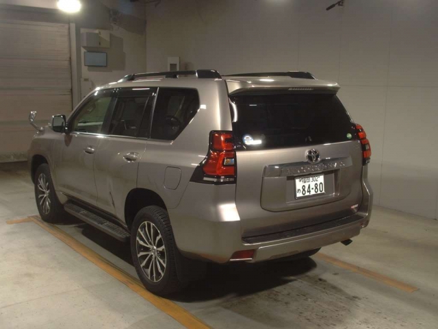 Import and buy TOYOTA LAND CRUISER PRADO 2019 from Japan to Nairobi, Kenya