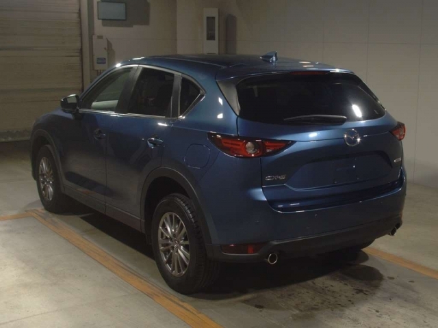 Import and buy MAZDA CX-5 2017 from Japan to Nairobi, Kenya