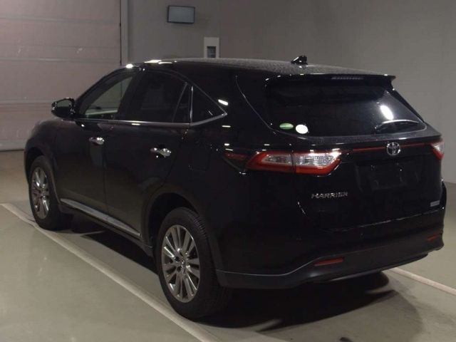 Import and buy TOYOTA HARRIER 2018 from Japan to Nairobi, Kenya