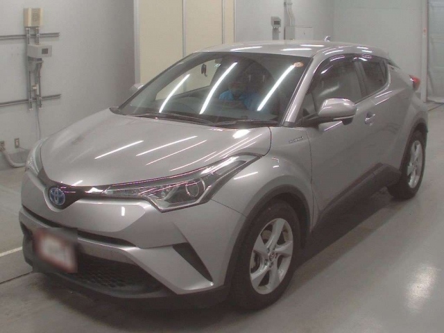 Import and buy TOYOTA C-HR 2017 from Japan to Nairobi, Kenya