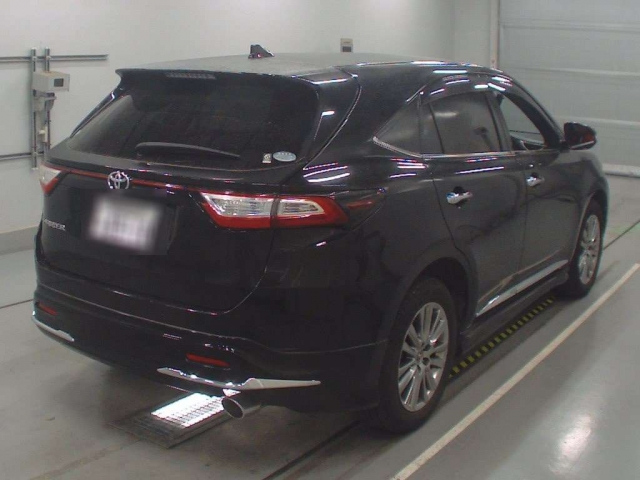 Import and buy TOYOTA HARRIER 2017 from Japan to Nairobi, Kenya