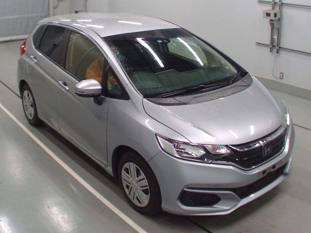 Import and buy HONDA FIT 2018 from Japan to Nairobi, Kenya