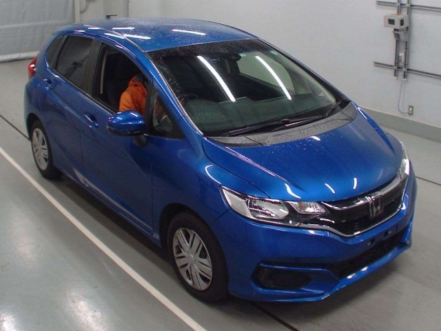 Import and buy HONDA FIT 2018 from Japan to Nairobi, Kenya