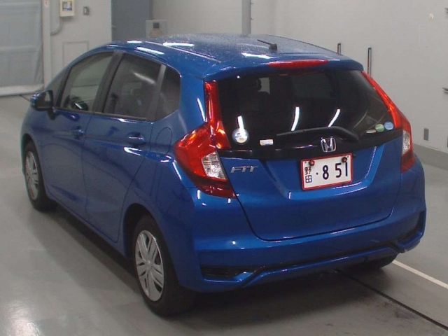 Import and buy HONDA FIT 2018 from Japan to Nairobi, Kenya