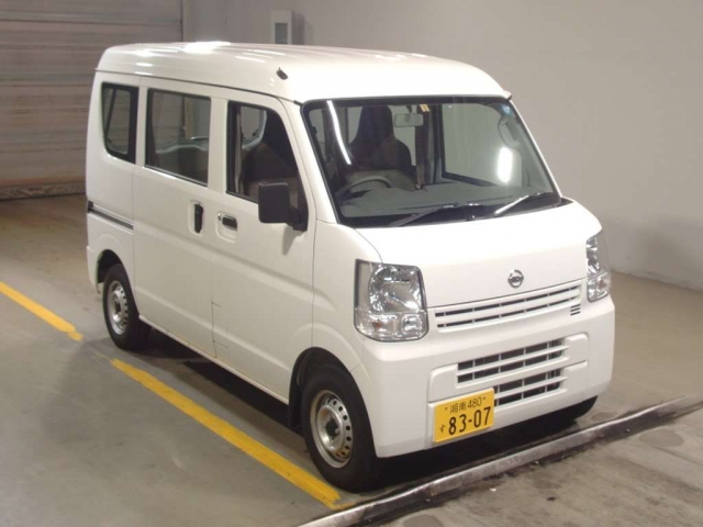 Import and buy NISSAN CLIPPER VAN 2018 from Japan to Nairobi, Kenya