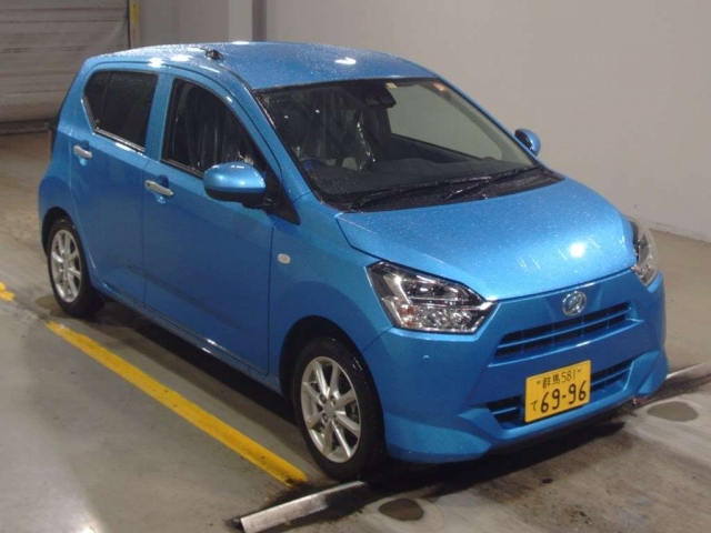 Import and buy DAIHATSU MIRA E S 2017 from Japan to Nairobi, Kenya