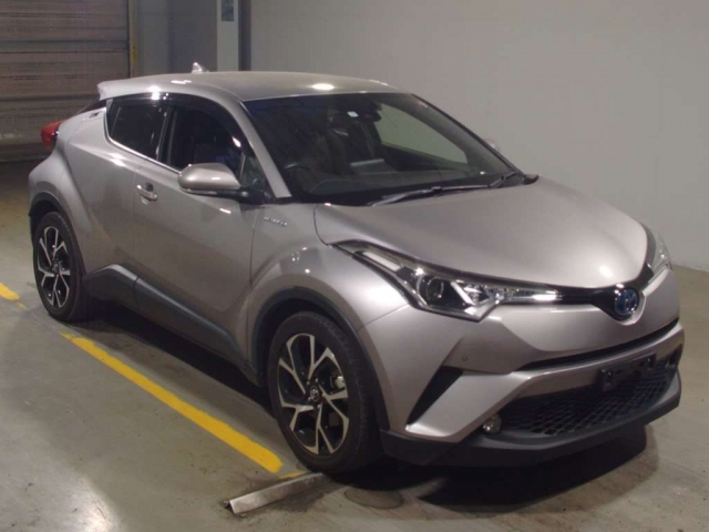 Import and buy TOYOTA C-HR 2017 from Japan to Nairobi, Kenya