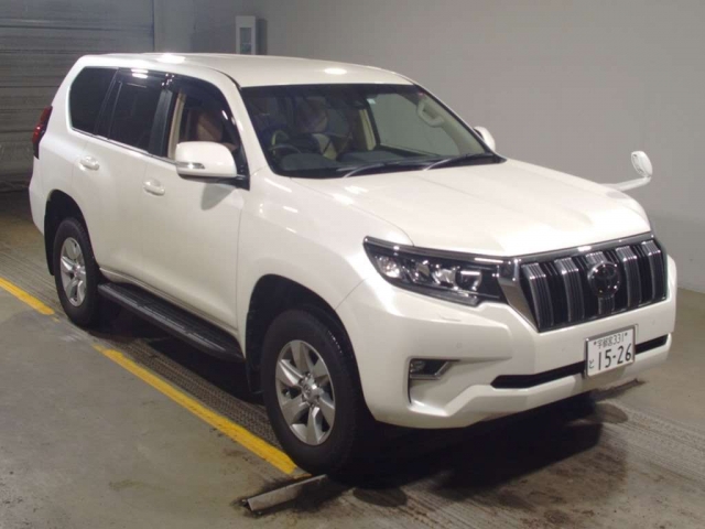 Import and buy TOYOTA LAND CRUISER PRADO 2018 from Japan to Nairobi, Kenya