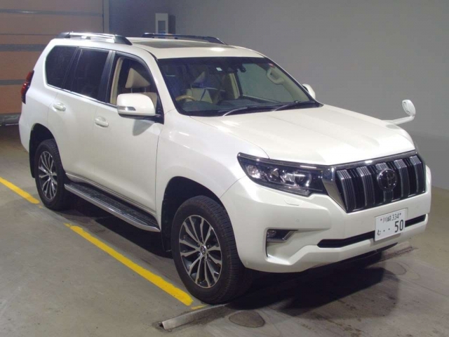 Import and buy TOYOTA LAND CRUISER PRADO 2017 from Japan to Nairobi, Kenya