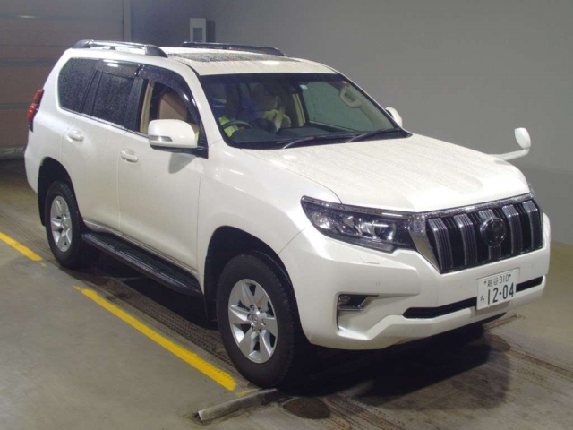 Import and buy TOYOTA LAND CRUISER PRADO 2018 from Japan to Nairobi, Kenya