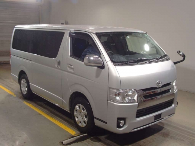 Import and buy TOYOTA HIACE VAN 2017 from Japan to Nairobi, Kenya