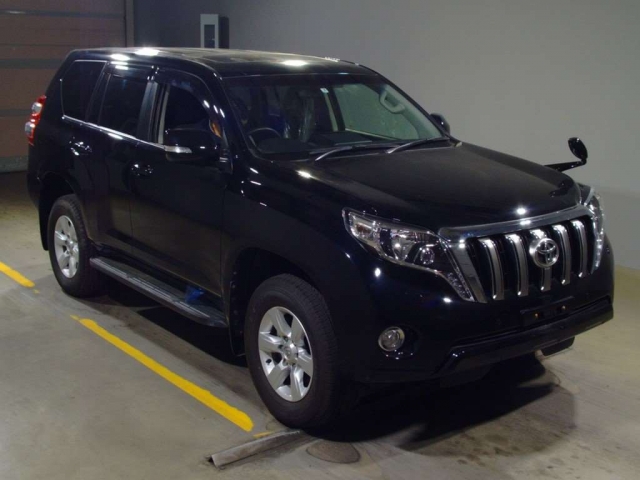 Import and buy TOYOTA LAND CRUISER PRADO 2017 from Japan to Nairobi, Kenya