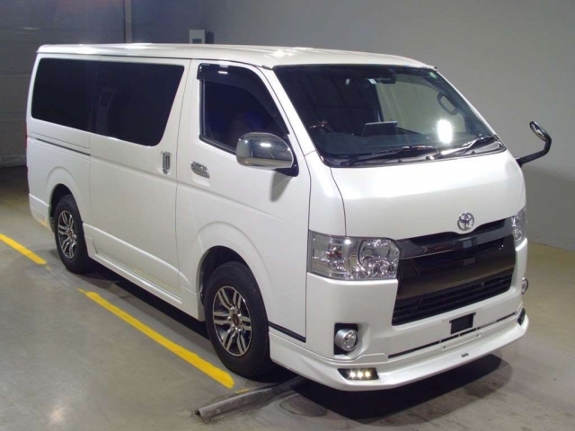 Import and buy TOYOTA HIACE VAN 2019 from Japan to Nairobi, Kenya