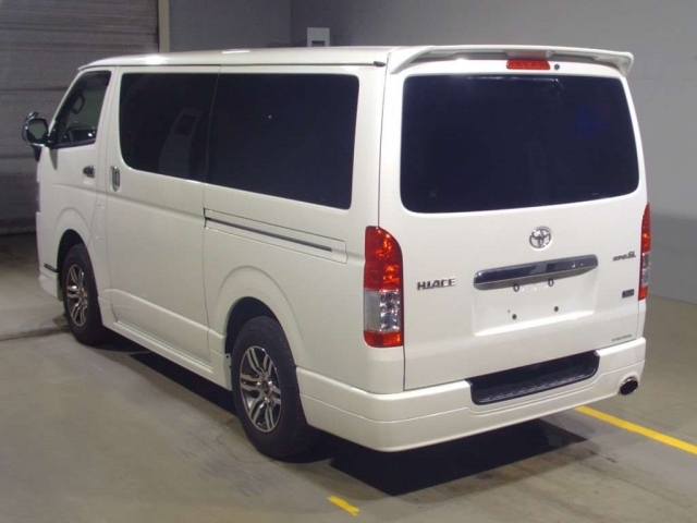 Import and buy TOYOTA HIACE VAN 2019 from Japan to Nairobi, Kenya