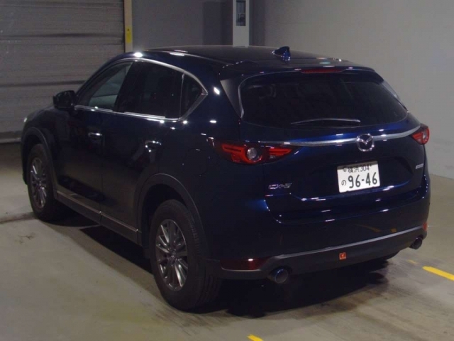 Import and buy MAZDA CX-5 2017 from Japan to Nairobi, Kenya