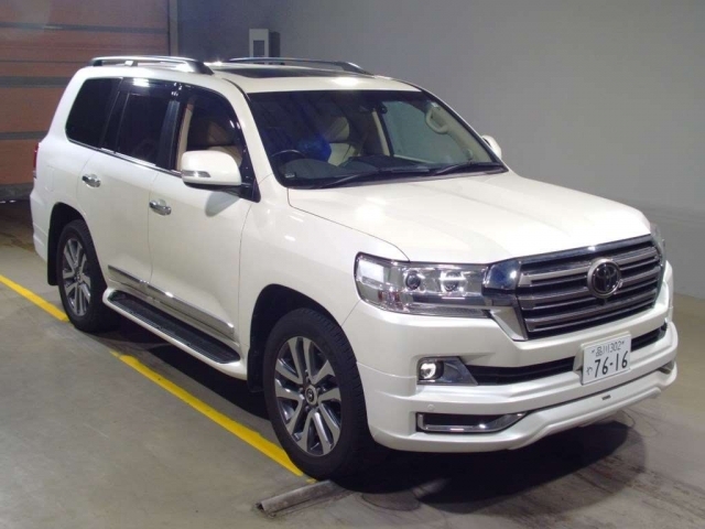 Import and buy TOYOTA LAND CRUISER 2018 from Japan to Nairobi, Kenya