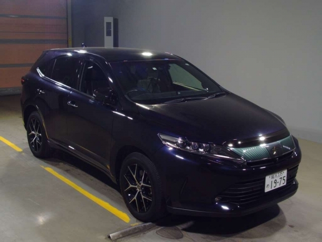 Import and buy TOYOTA HARRIER 2018 from Japan to Nairobi, Kenya