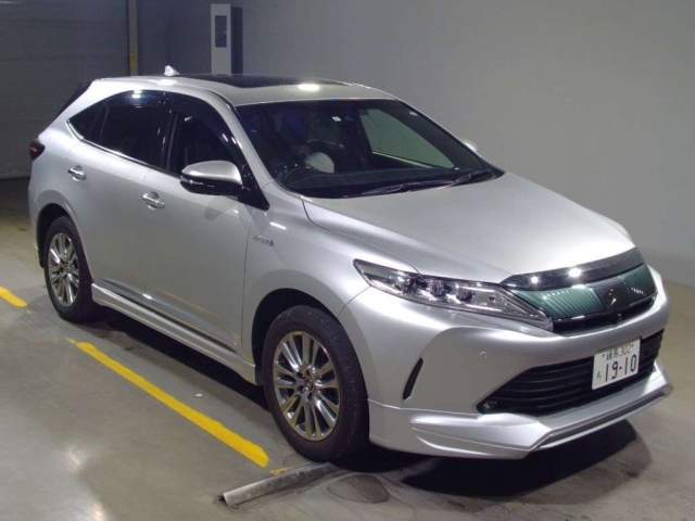 Import and buy TOYOTA HARRIER 2017 from Japan to Nairobi, Kenya